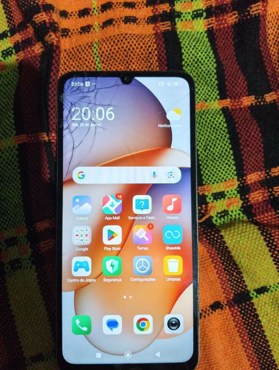 Redmi 13c funcionando perfeitamente somente está trincado - Foto 2