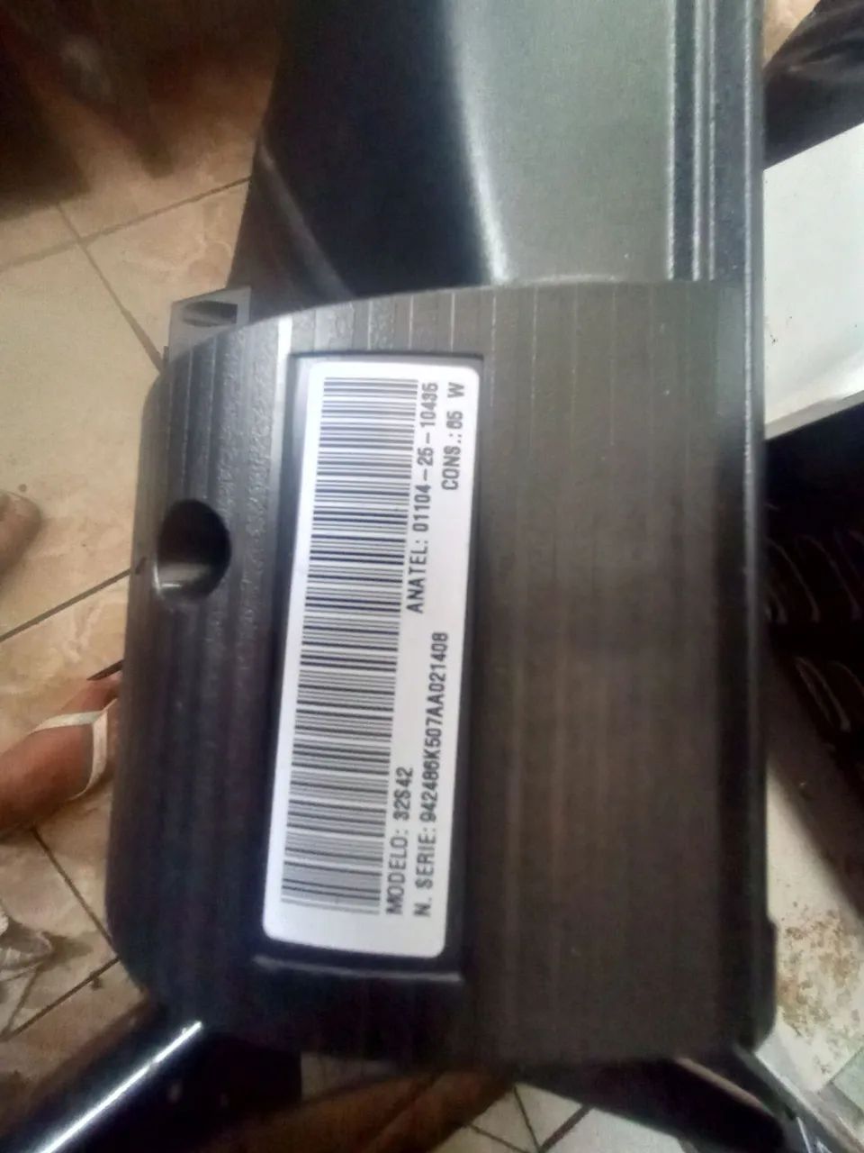 Tv TCL 32 polegadas com defeito tela quebrada  - Foto 2