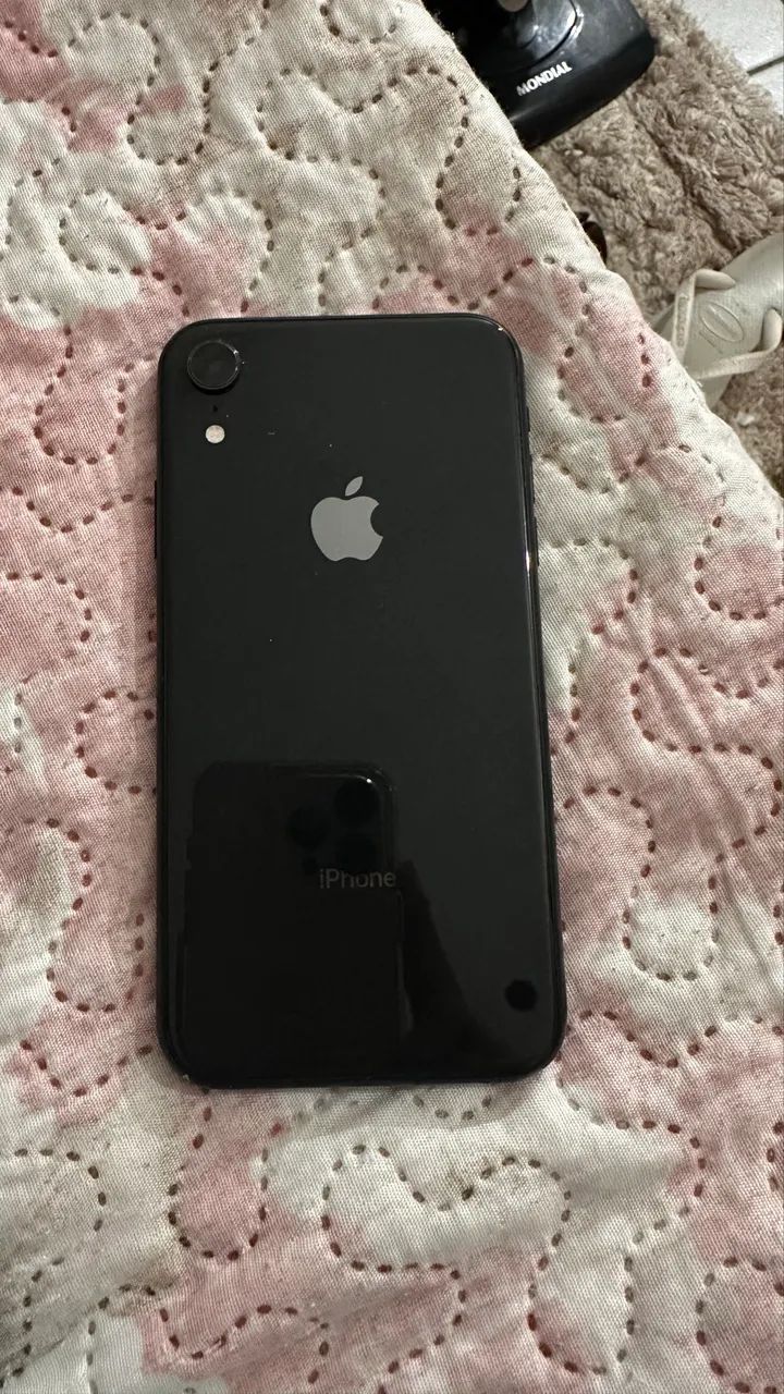 IPHONE XR PRETO - Foto 2