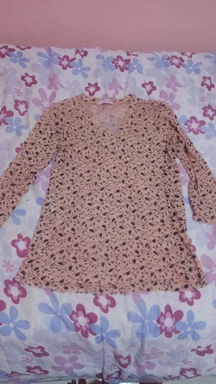 Blusa estampada feminina 