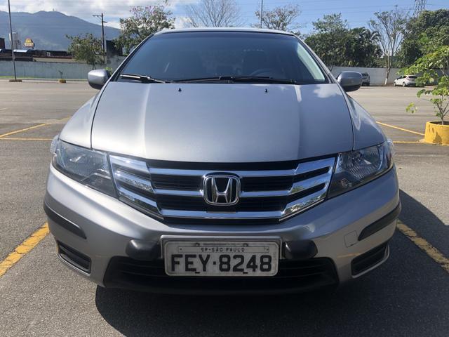 Honda City DX 1.5 cambio mecânico - 69.000 kM - Único Dono - 2013 - Foto 2