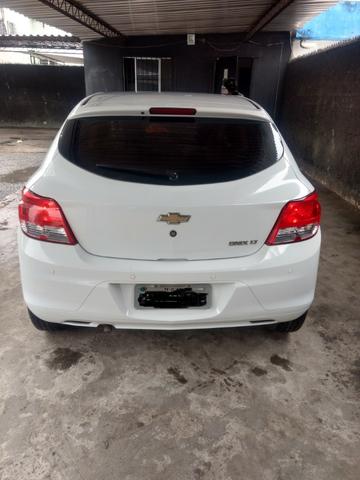 Onix LT 1.0 FLEX / Carro impecável pra vender rápido - Foto 4