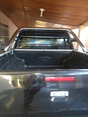 Vende-se hilux 2006 - Foto 2