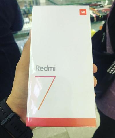 Celular Xiaomi Redmi 7 64GB 3RAM Versão Global Preto - Foto 2