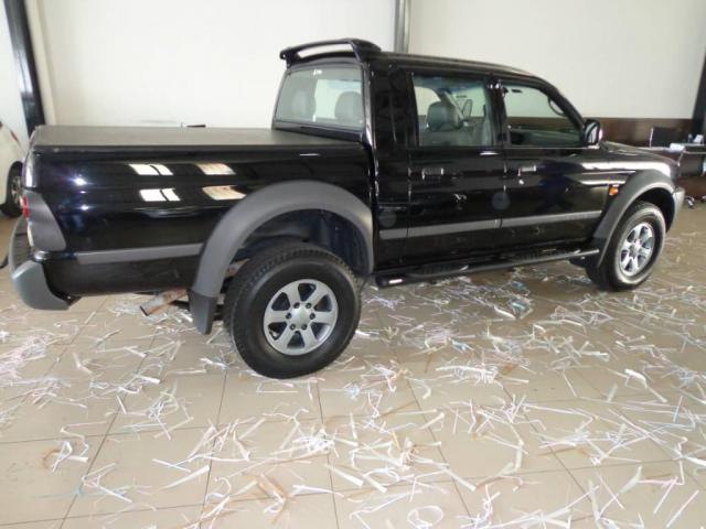 Mitsubishi L200 Outdoor OUTDOOR 2.5 HPE MECANICA 4X4 - Foto 14