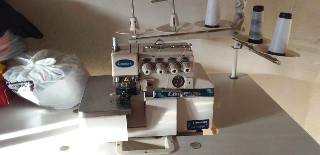 Maquina INTERLOCK