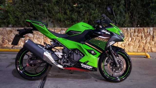 KAWASAKI NINJA 400 2021