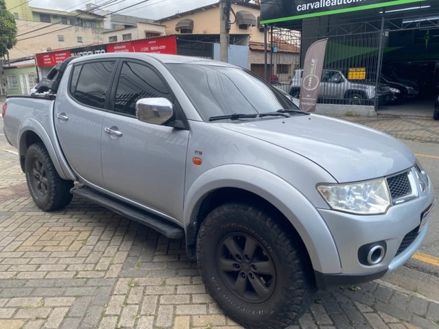 MITSUBISHI L200 TRITON HPE 3.5 V6 AUTOMÁTICA