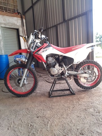 VENDO HONDA CRF 230 2015