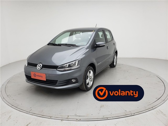 VOLKSWAGEN FOX 2017 1.0 MPI COMFORTLINE 12V FLEX 4P MANUAL