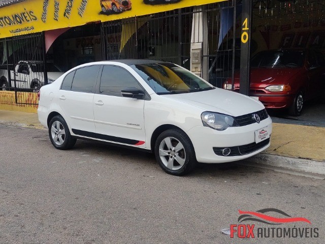 POLO SEDAN 1.6