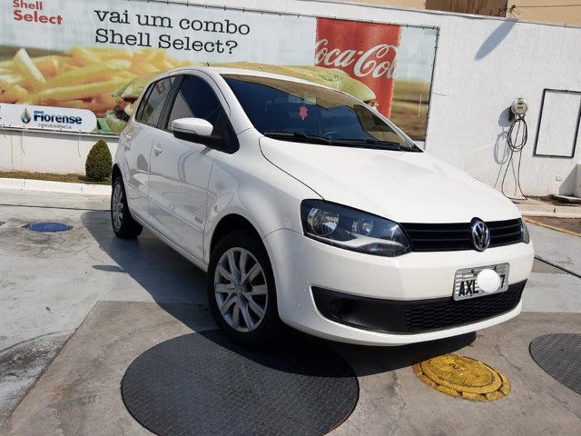 FOX MI 1.6 2013 COMPLETO 2º DONO