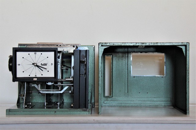 Relógio de Ponto Rodbel 2055OP com Chapeira - Anos 70 - Foto 5