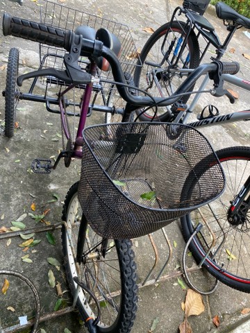 Bicicleta triciclo - grená *