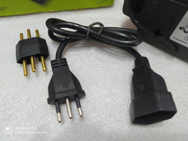 Transformador Bivolt Indusat 2000va Blindado - Foto 2