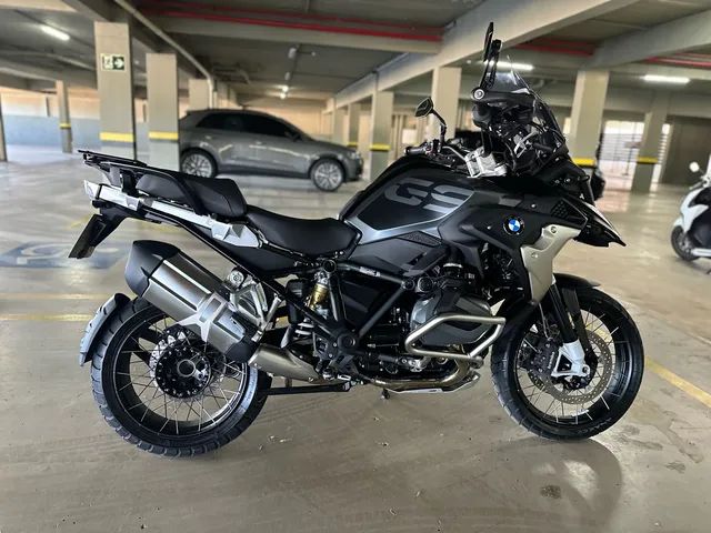 gs1250 triple black