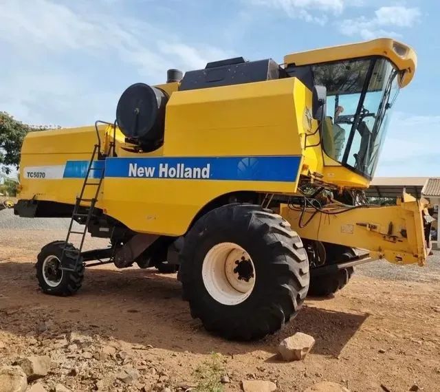 Colheitadeira New Holland 