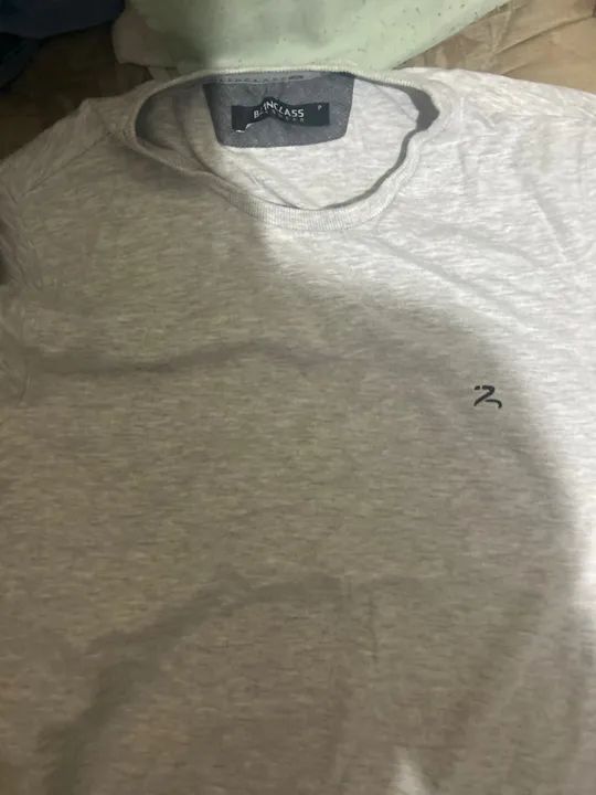 camiseta blinclass, off-white. Nova. - Foto 2