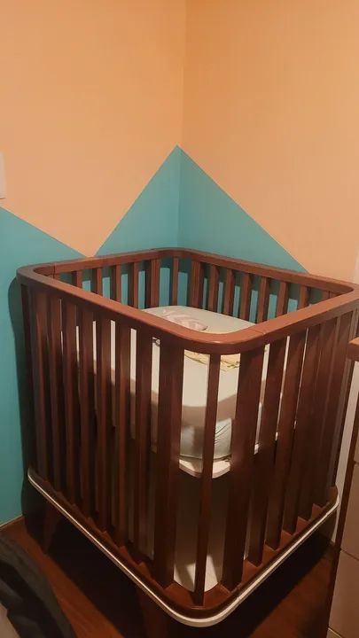 Berço evolutivo Transformare com 2 colchões 