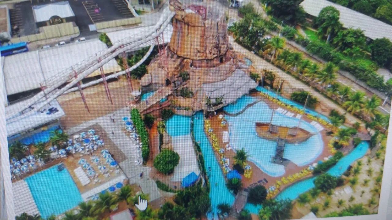 Piazza di Roma e Spazzio di roma+ Acesso ao Diroma Acqua Park