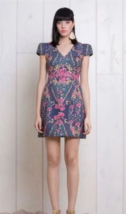 Vestido antix m aveludado rococó  - Foto 3