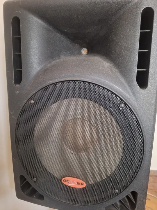 Caixas ativas amplificadores