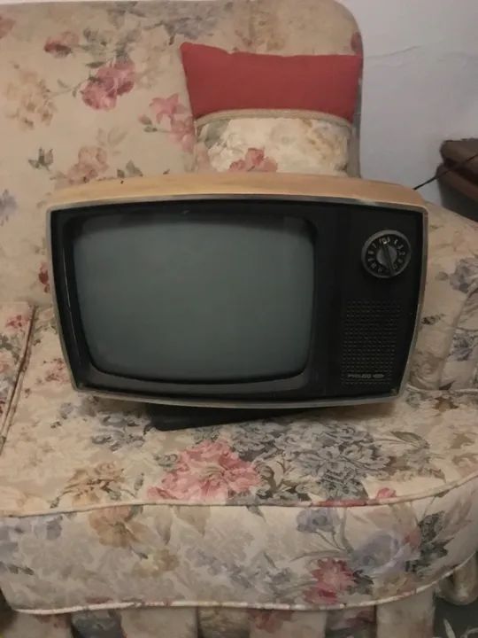 Televisão Philco Vintage - TV Antiga - Foto 2
