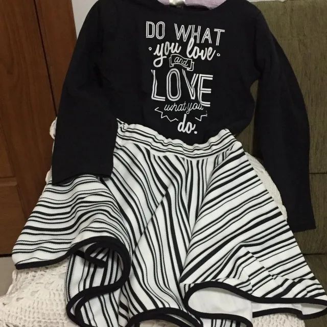 Conj. Saia e blusa - Tam. 12