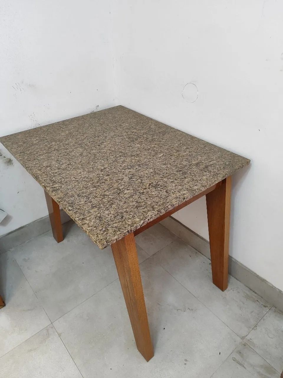 Mesa tampo de Granito64341728300034120