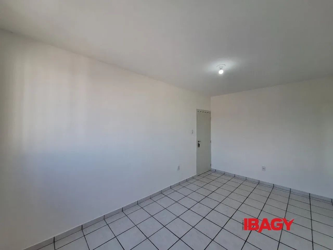 Excelente Apartamento 2 dormitório(s) em Kobrasol - São José - Foto 3
