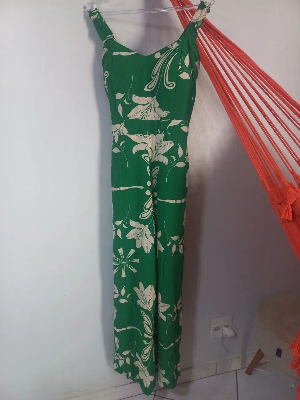 Macacão Floral Verde Elegante