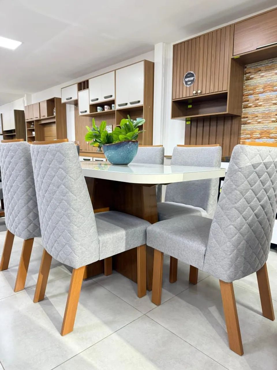 Mesa com 6 cadeiras  - Foto 3