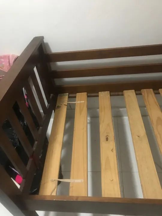 Cama de solteiro 200,00