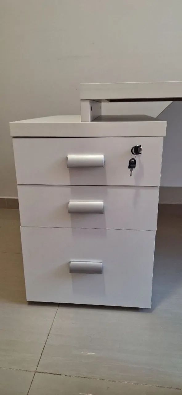 Escrivaninha Branca Simples - Foto 5