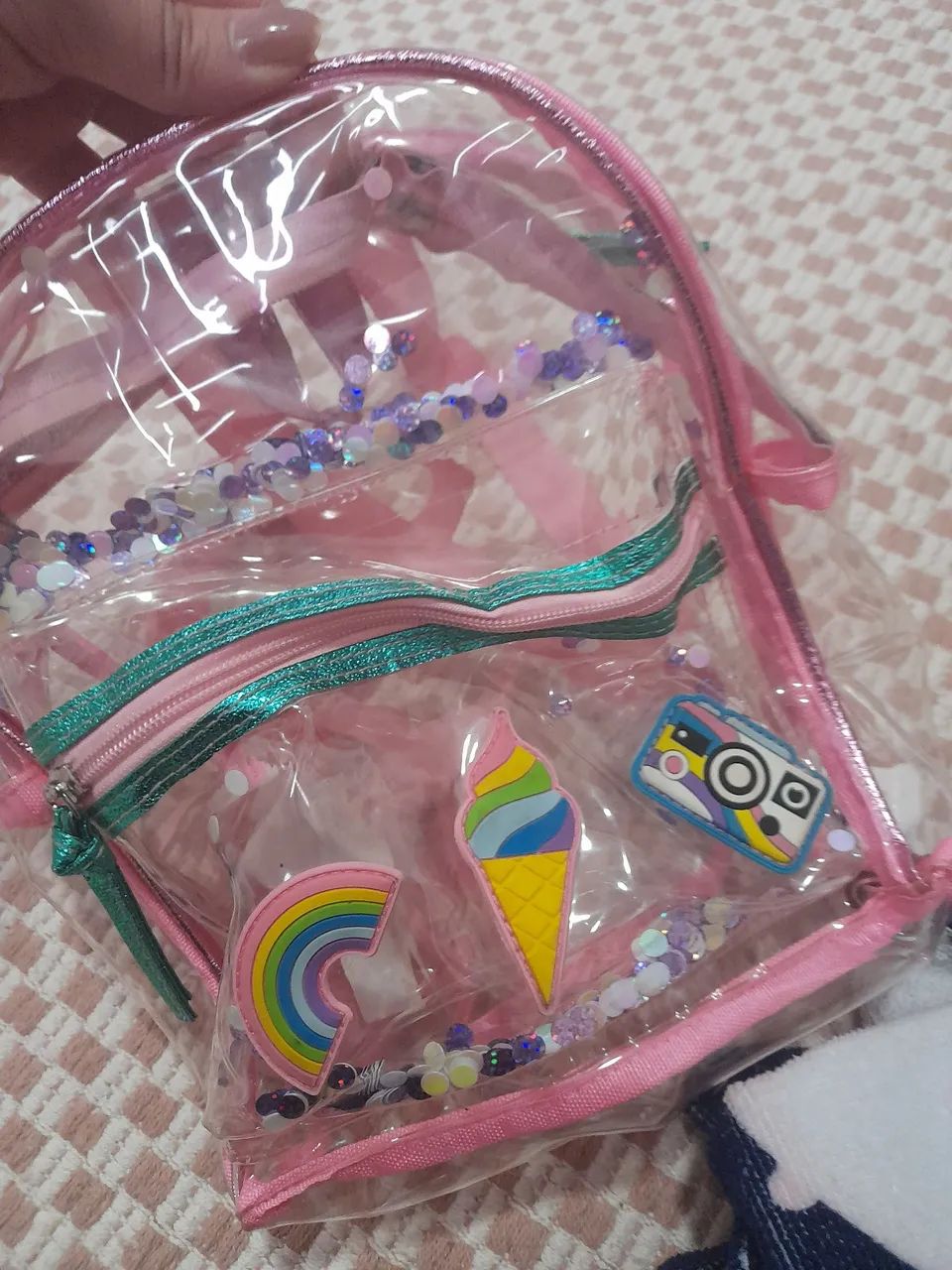 Mochila transparente menina