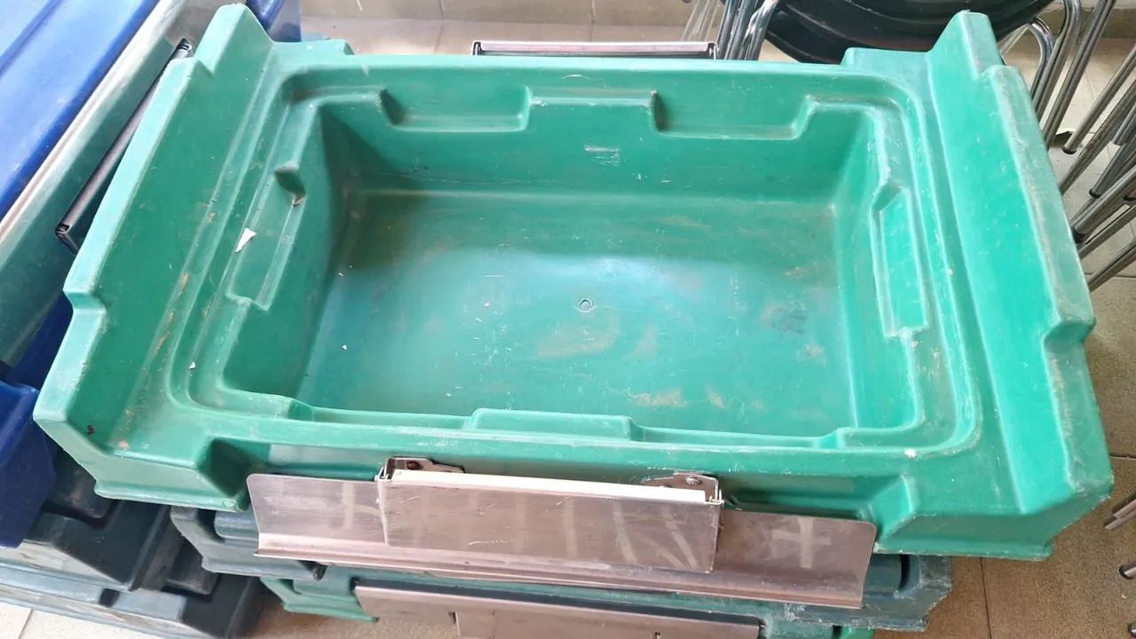 Caixa térmica Hotbox 100,30 e 15 litros - Foto 3