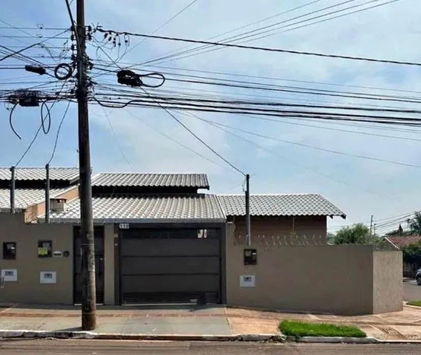Casa a venda no bairro Caburai
