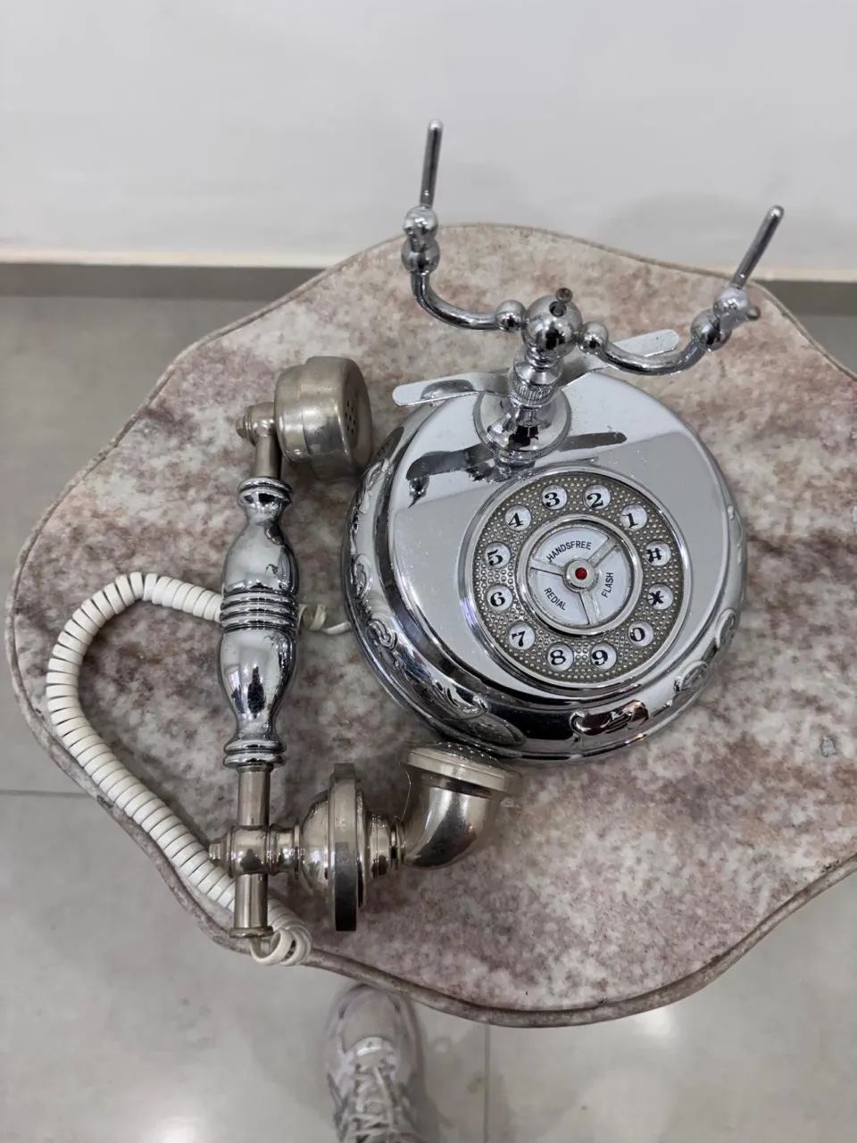 Telefone antigo funcionando 