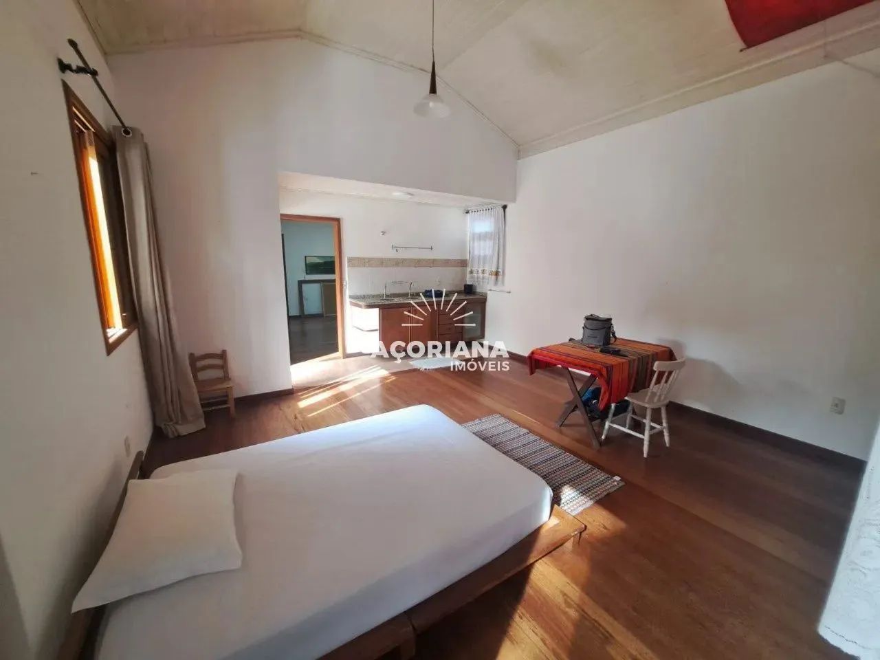 Casa para Locação condomínio fechado no coração do Porto da Lagoa com 4 Suítes, com acesso - Foto 15
