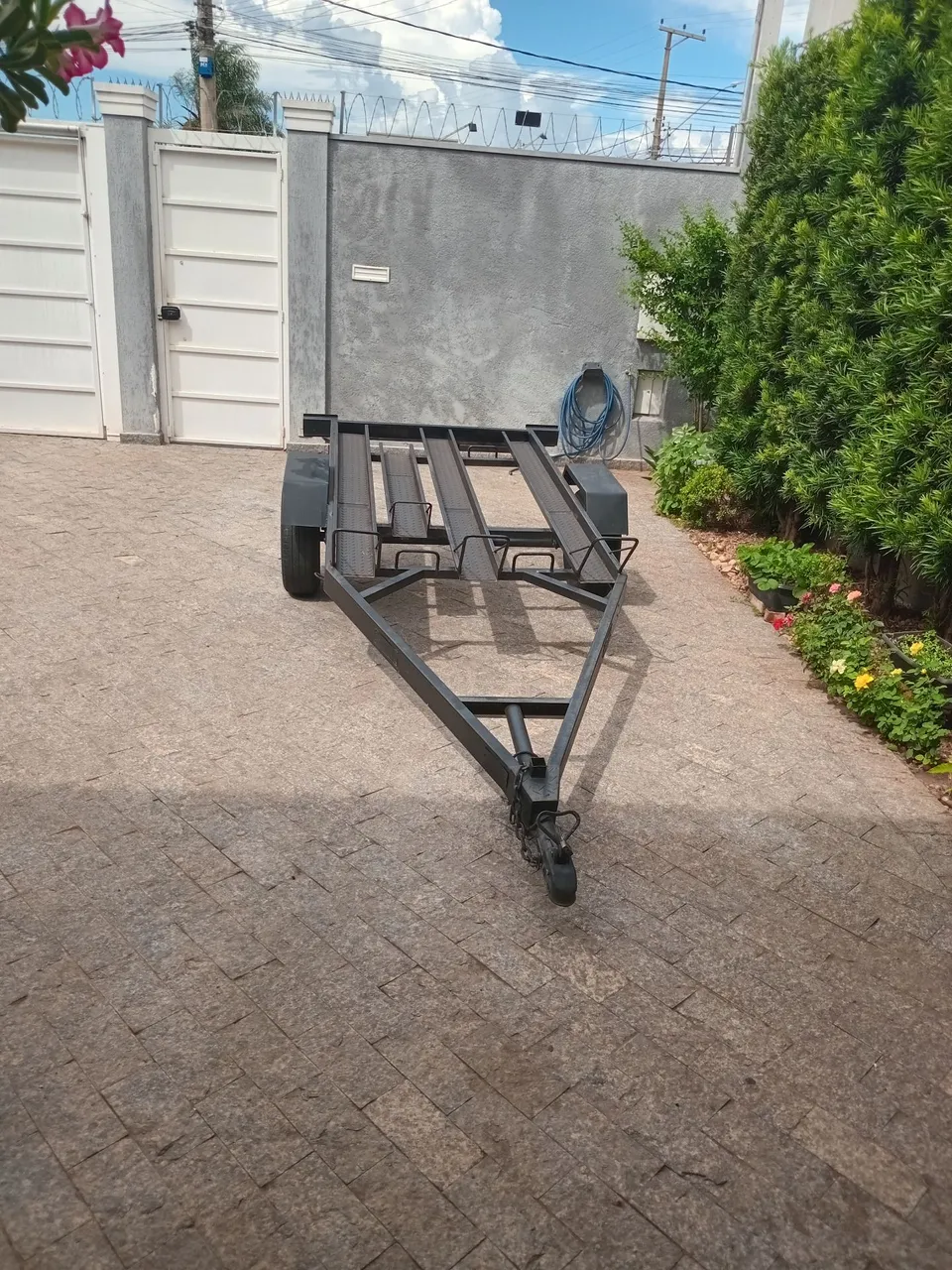 Vende se carretinha para transportar motos
