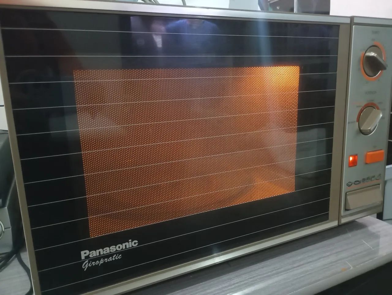 Micro-ondas Panasonic Grande  Giroprático