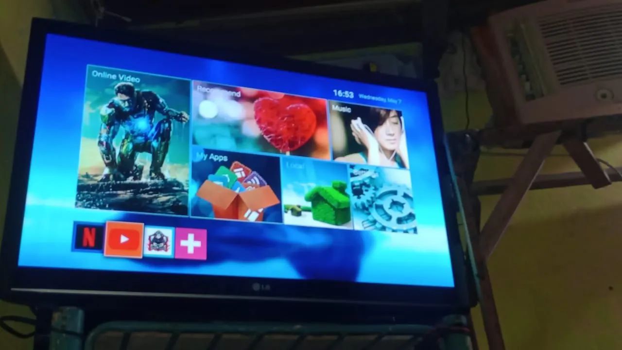 Vendo todos funcionando perfeitamente valor 2.00 caixa , tablet, tv mais n e smrt TDS bom - Foto 2