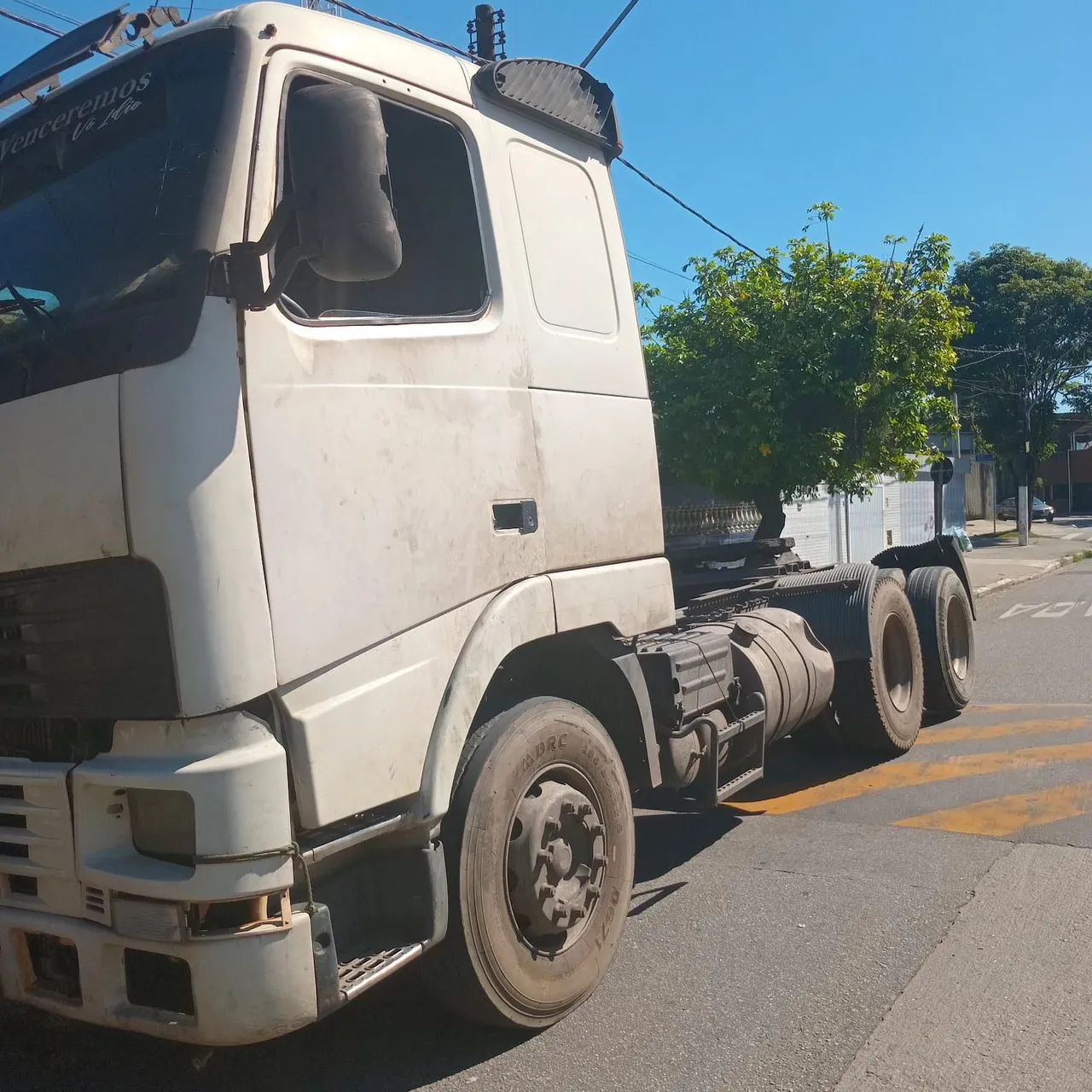 Volvo NH 2003. Trucado transfere.  80.000 20x,3950.00. - Foto 2