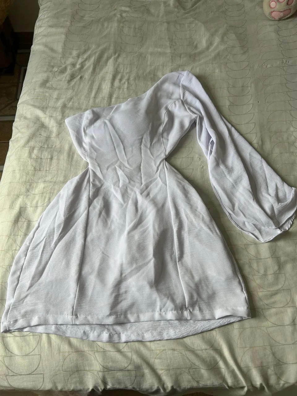 Vestido branco curto 