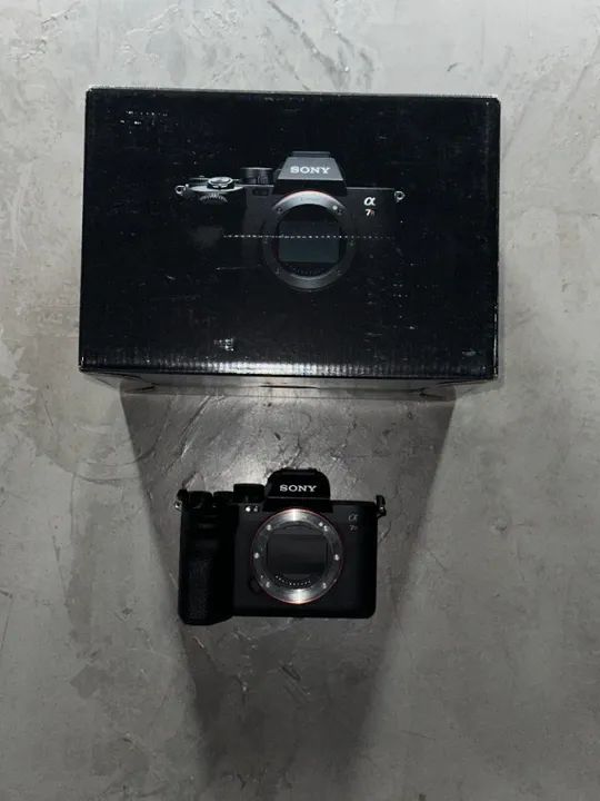 Câmera Sony Alpha A7R V ILCE-7RM5