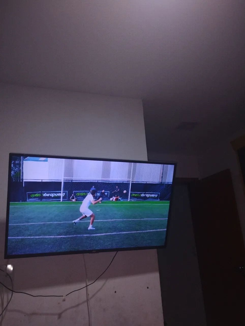 TV LED 43 polegadas smart 