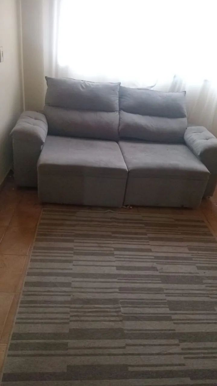 Sofá confortável e moderno