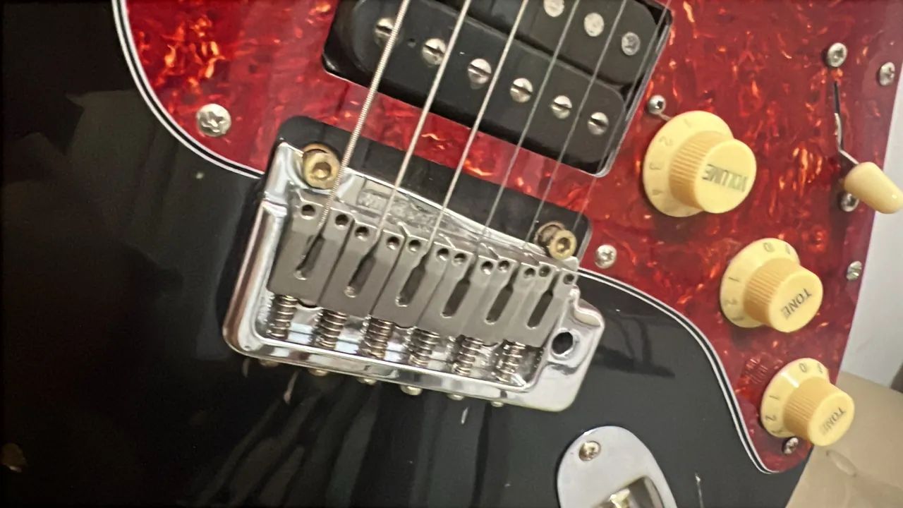 Stratocaster HSS Guitar (Trade Accepted)65049014235395124