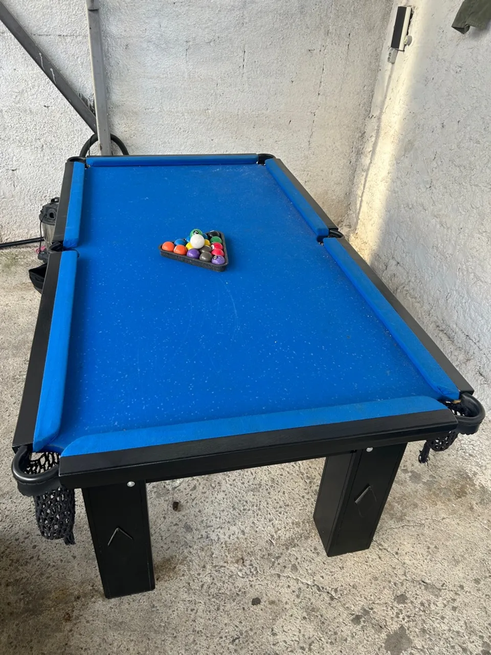 Mesa de Sinuca Azul