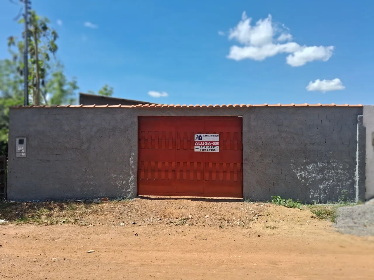 Casa para Locação- Bairro Nova Esperança. (APÓS A ENTRADA DO COND. TERRA BRASIL)